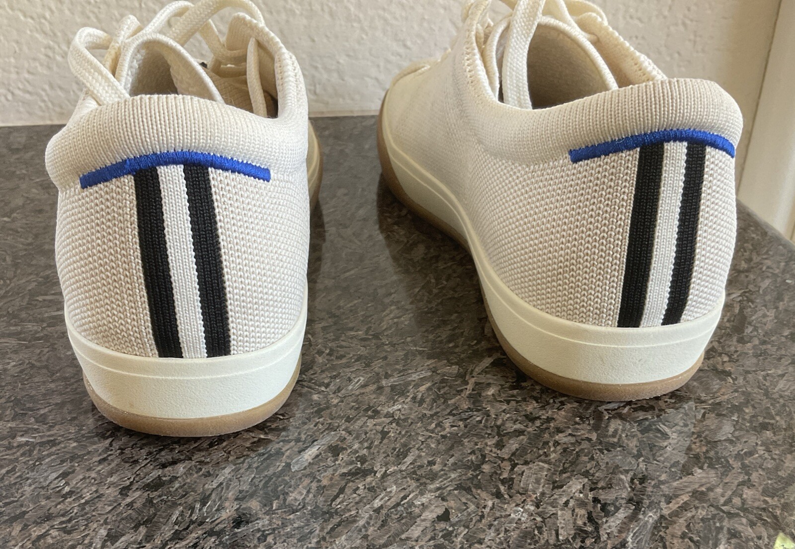 Rothy’s “The Lace Up” Womens Knit Sneaker Size 8 Color: Blonde