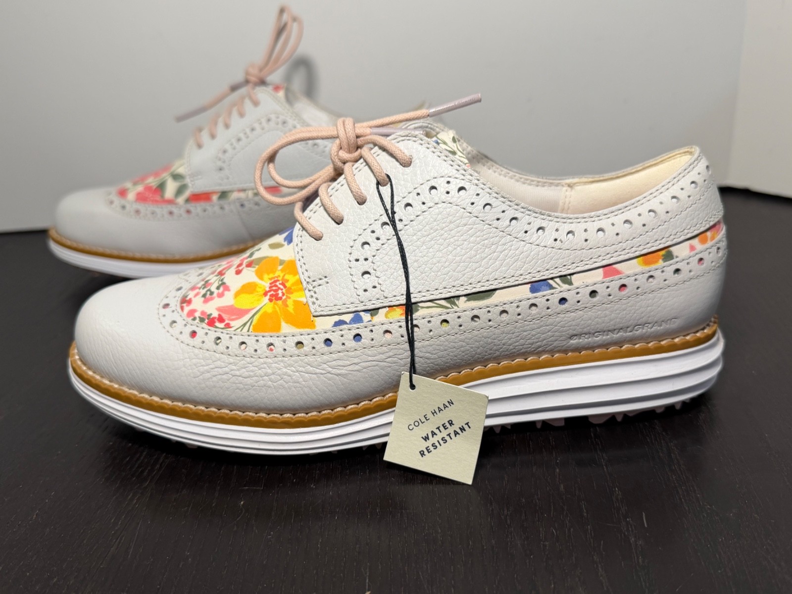 Cole Haan Original Grand Wing Oxford Golf Shoes Floral Print/White Womans 7B