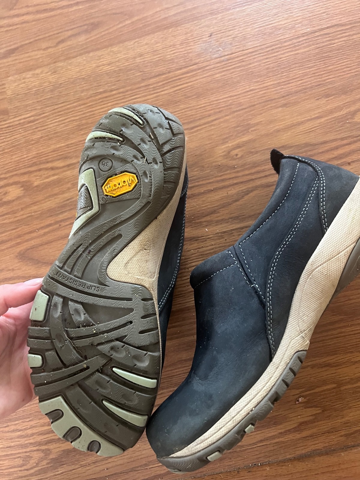 Dansko Women Patti Slip-On Clog Navy Milled Nubuck Size EU 38 Vibram