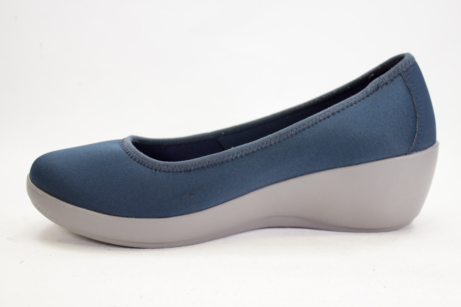 Crocs Busy Day Womens Size US 9 Stretch Ballet Wedges Pumps Navy Smoke 202441