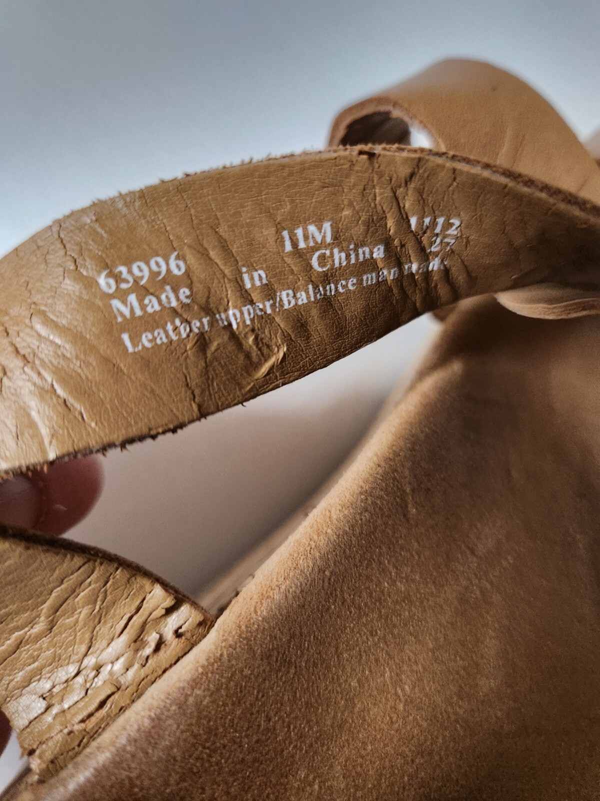 Clarks Artisan 63996 Women’s Tan Leather Shoes Strappy Wedge Heel Sandals Sz-11