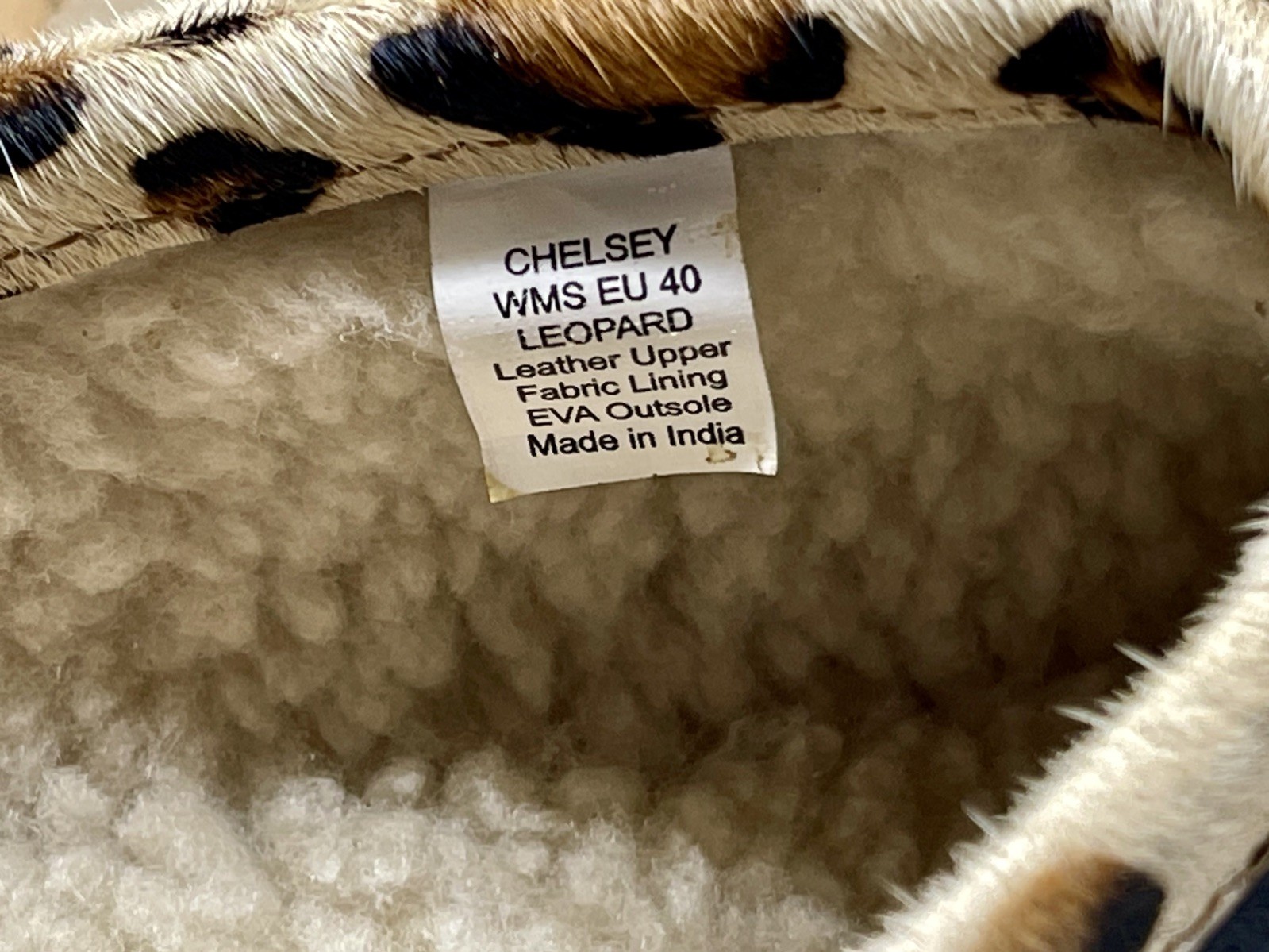 ENJOIYA Chelsey Leopard Print Fleece-lined Round Toe Slide Shoes! Fast Shipping!