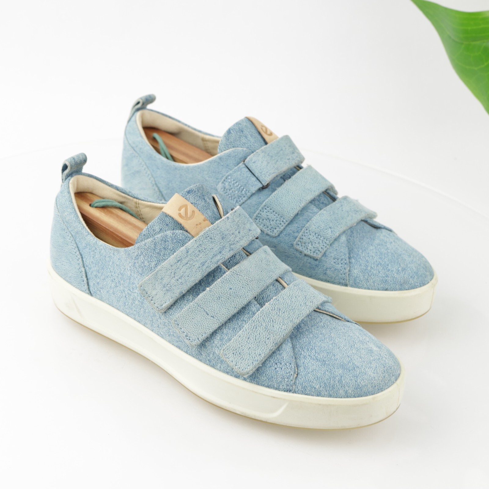 Ecco Womens Soft 8 Sneakers Size 8 Blue Leather Denim Triple Strap Comfort Shoes