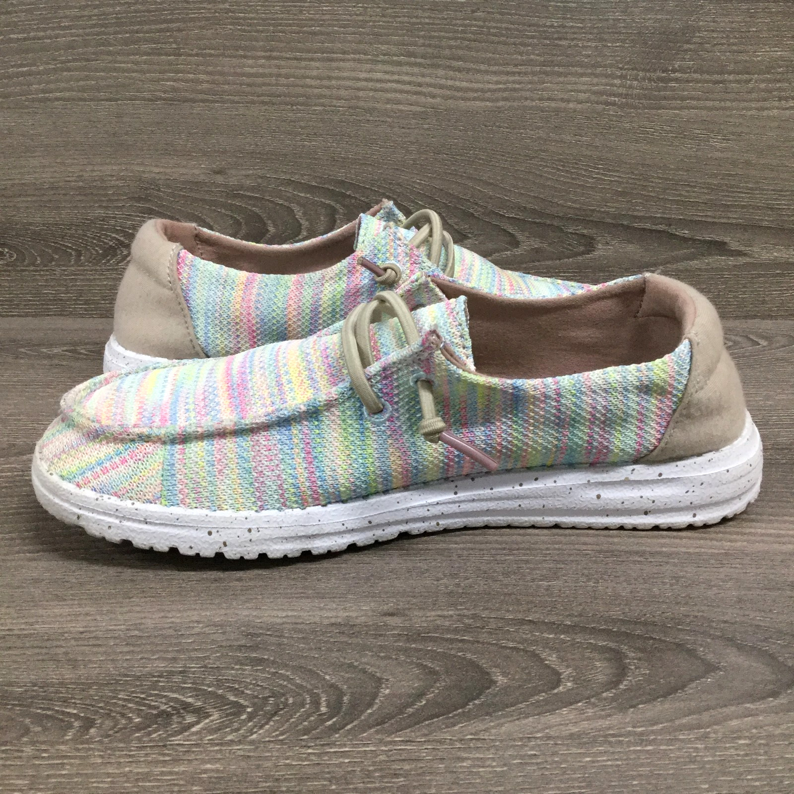 Hey Dude Wendy Sox Aurora White Womens Sz 6 Slip-On Pastel Rainbow Casual Shoes