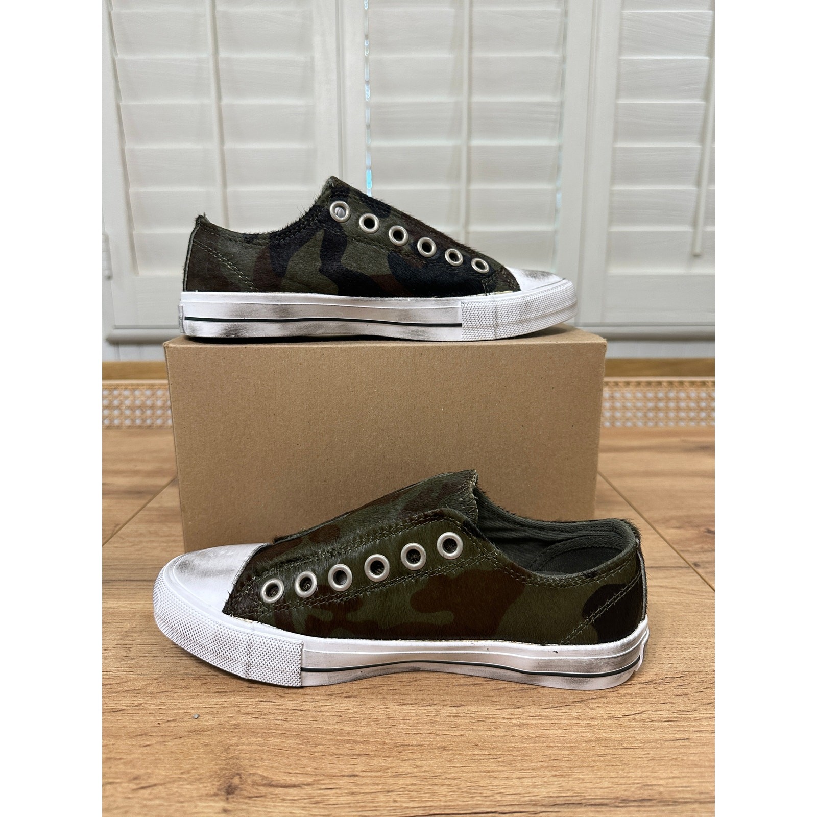 Naughty Monkey Shalomar Sneaker Camo Leather 100% Pony Hair Sz 6 NWOB Distressed