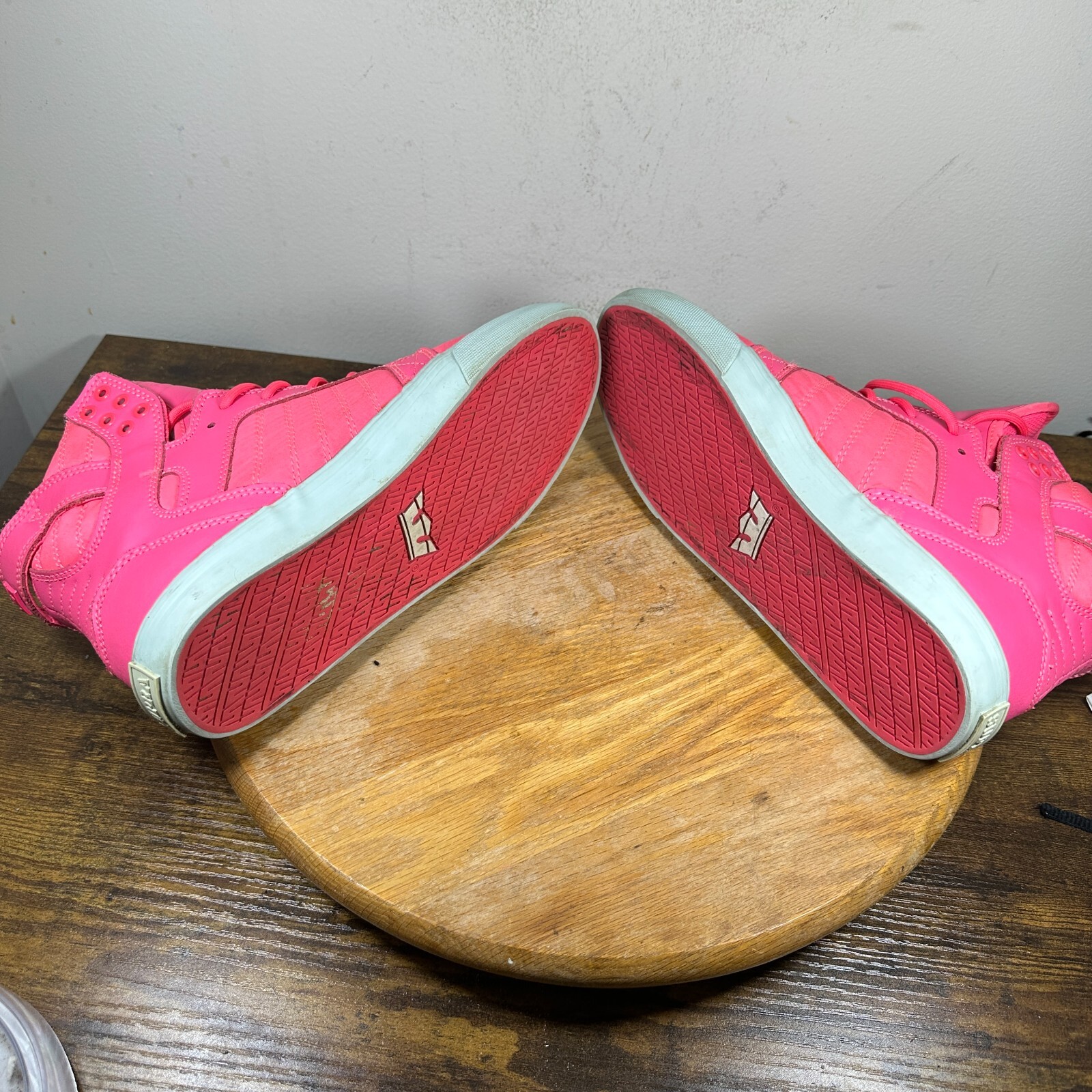 Supra Skytop Pink White High Top Shoes Sneakers Women’s Size 9
