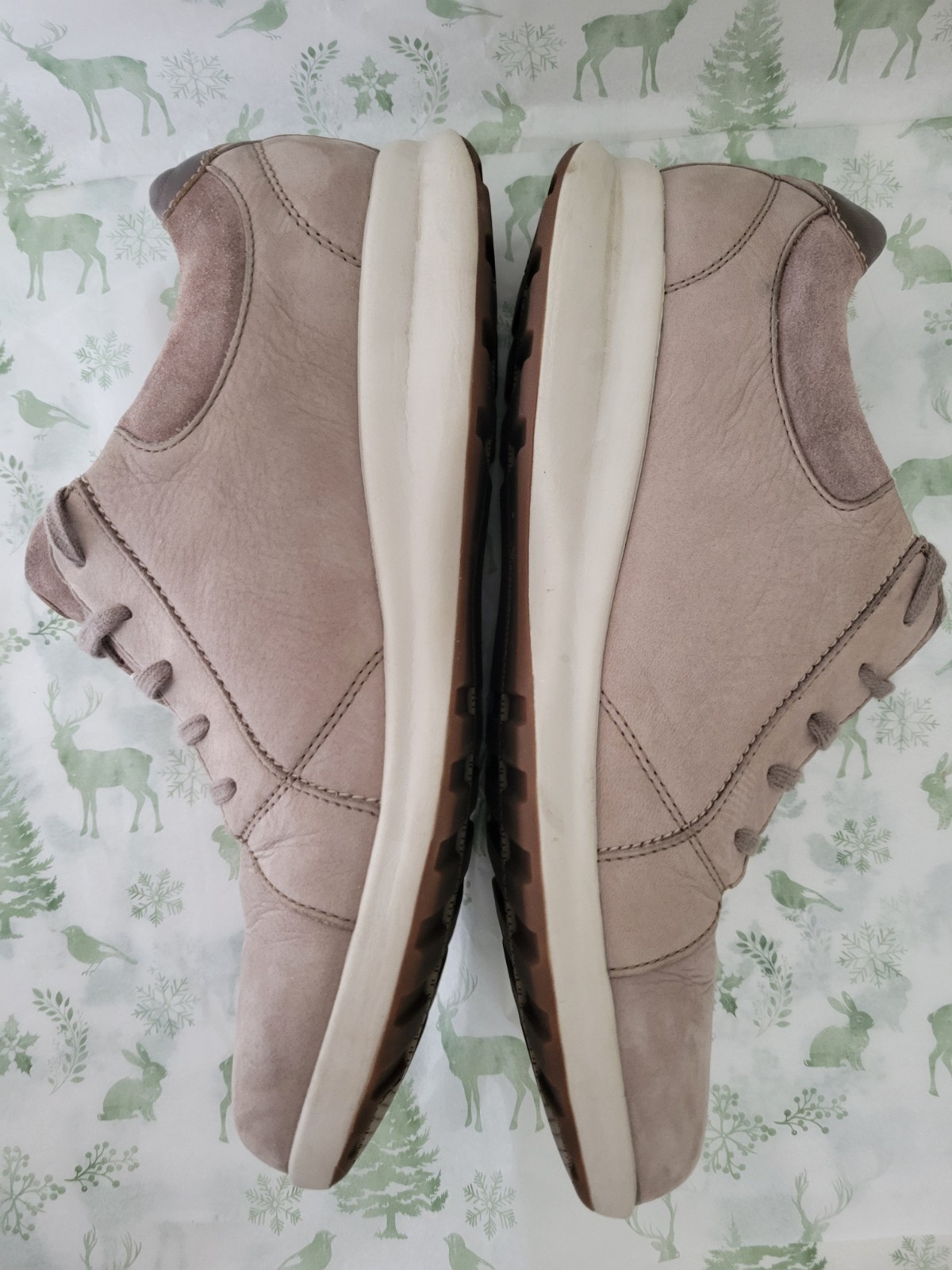 Clarks Un Adorn Lace Womens 11M Taupe Nubuck Leather Comfort Walking Shoes Beige