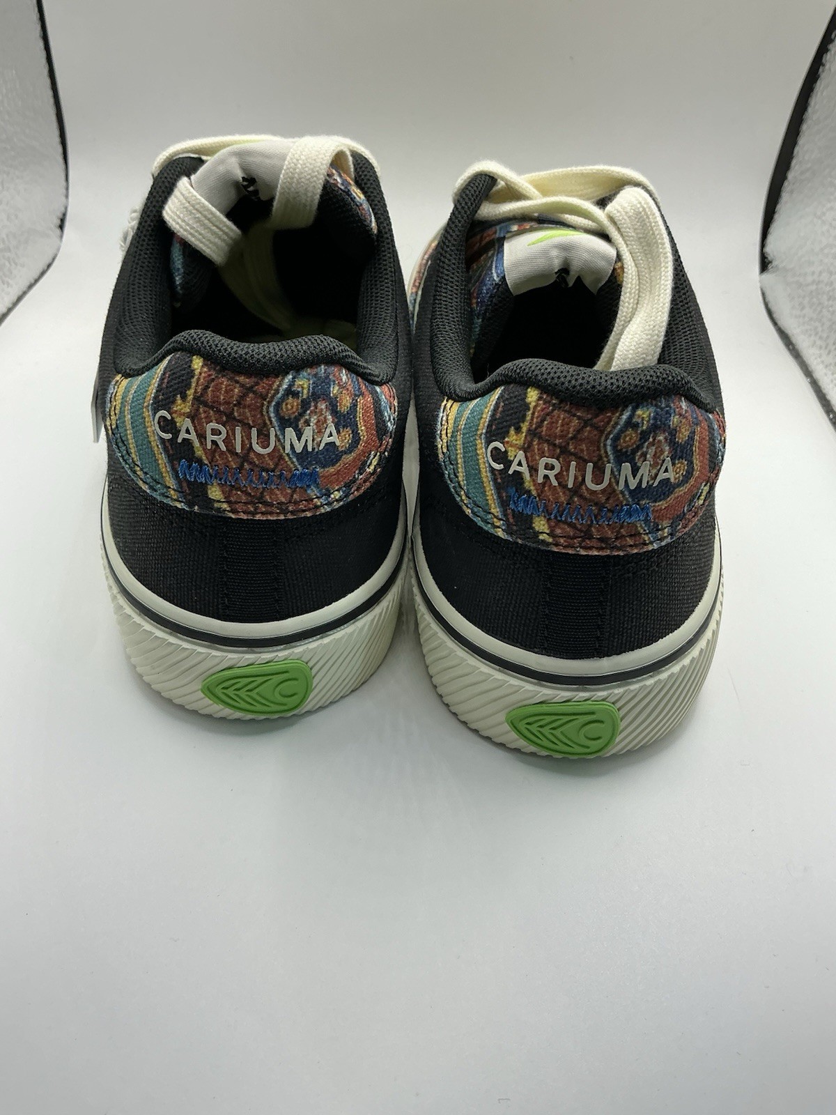 Cariuma Art Edition Hokusai Warrior Print Canvas Sneakers Sz W6.5. M5 Limited Ed