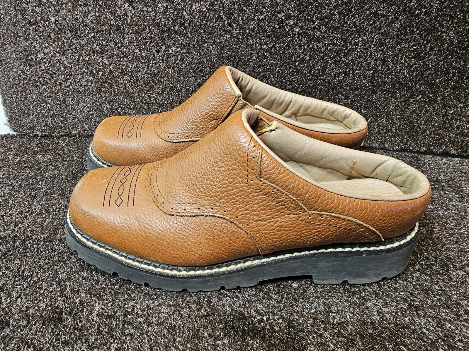 Nice Western Cowgirl Roper Size Women’s 8.5 Leather Slip On Clogs Mules Brown