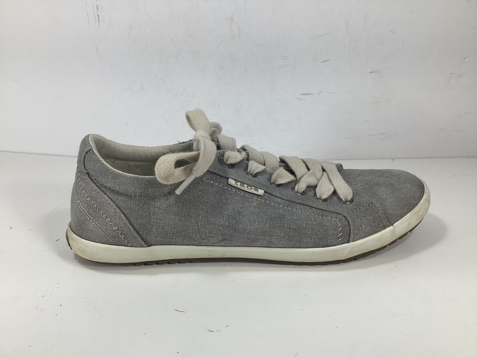 Taos Star Charcoal Washed Canvas Sneakers Gray Casual Women’s Shoes Size 8 / 39