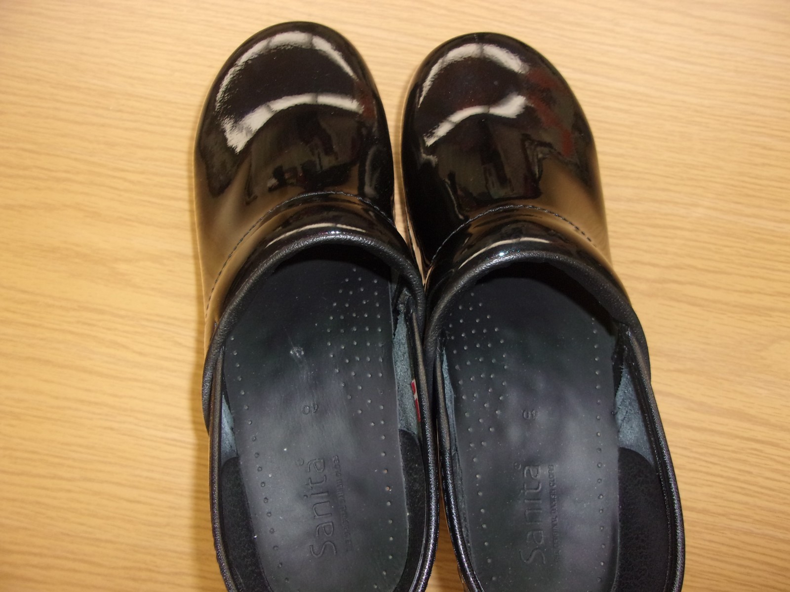 Sanita The Original Danish Black Metallic Patent Leather Clogs 40 ~Poland Made~