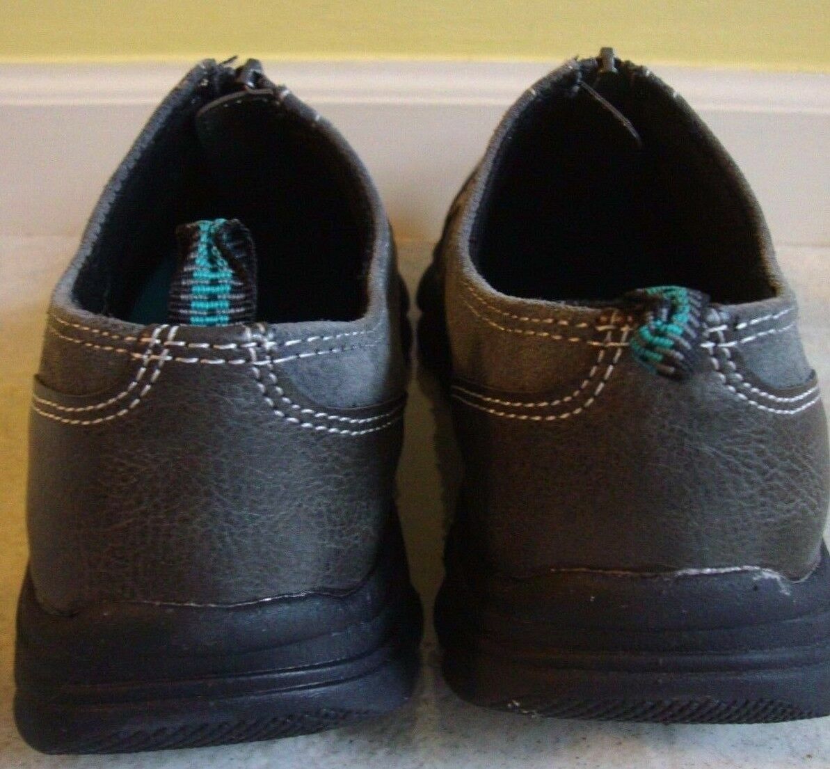 New Croft & Barrow Tory Lightweight Leather Slip On Casual Shoes Grey Variety Sz