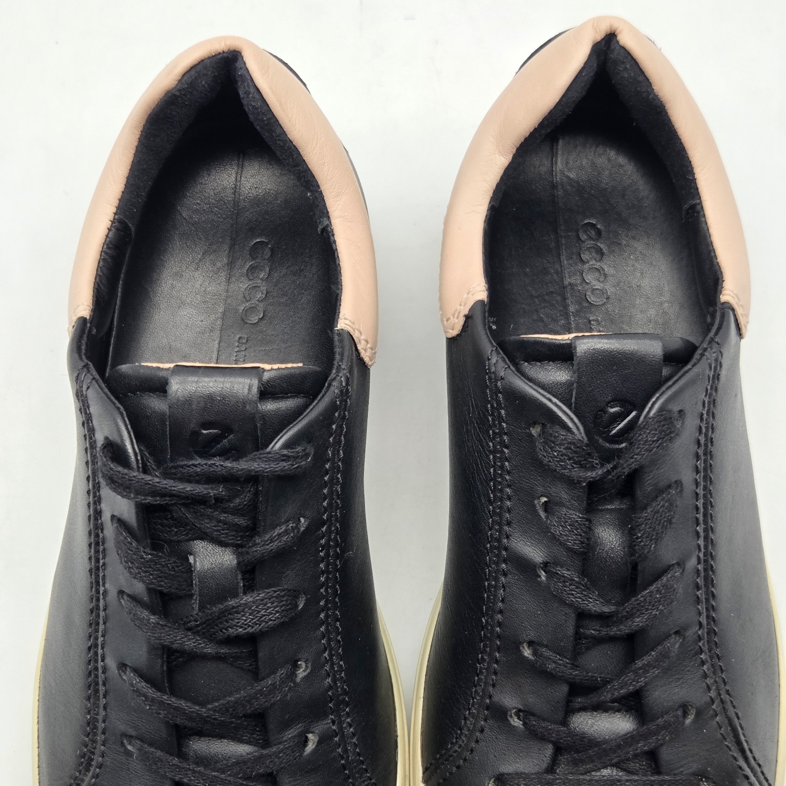ECCO Soft 7 Easy Slip Black Leather Low Top Tie Sneakers Women’s Size 7.5 EU 38