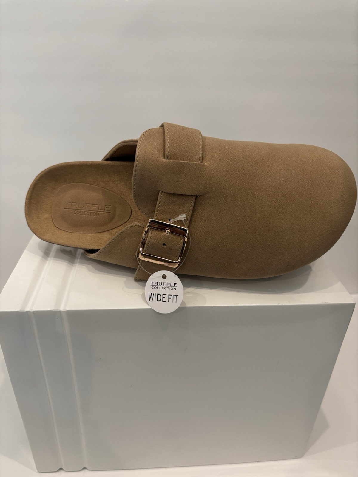Truffle Brand Ladies Size UK 5/NEW!!/No Box/WideFit Clog Footbed Sandal Beige