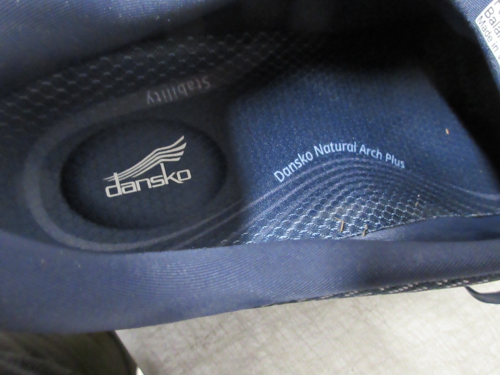 Dansko Womens Makayla Mesh Blue Vibram Waterproof Hiking Shoe Size 40-9.5/10 NEW