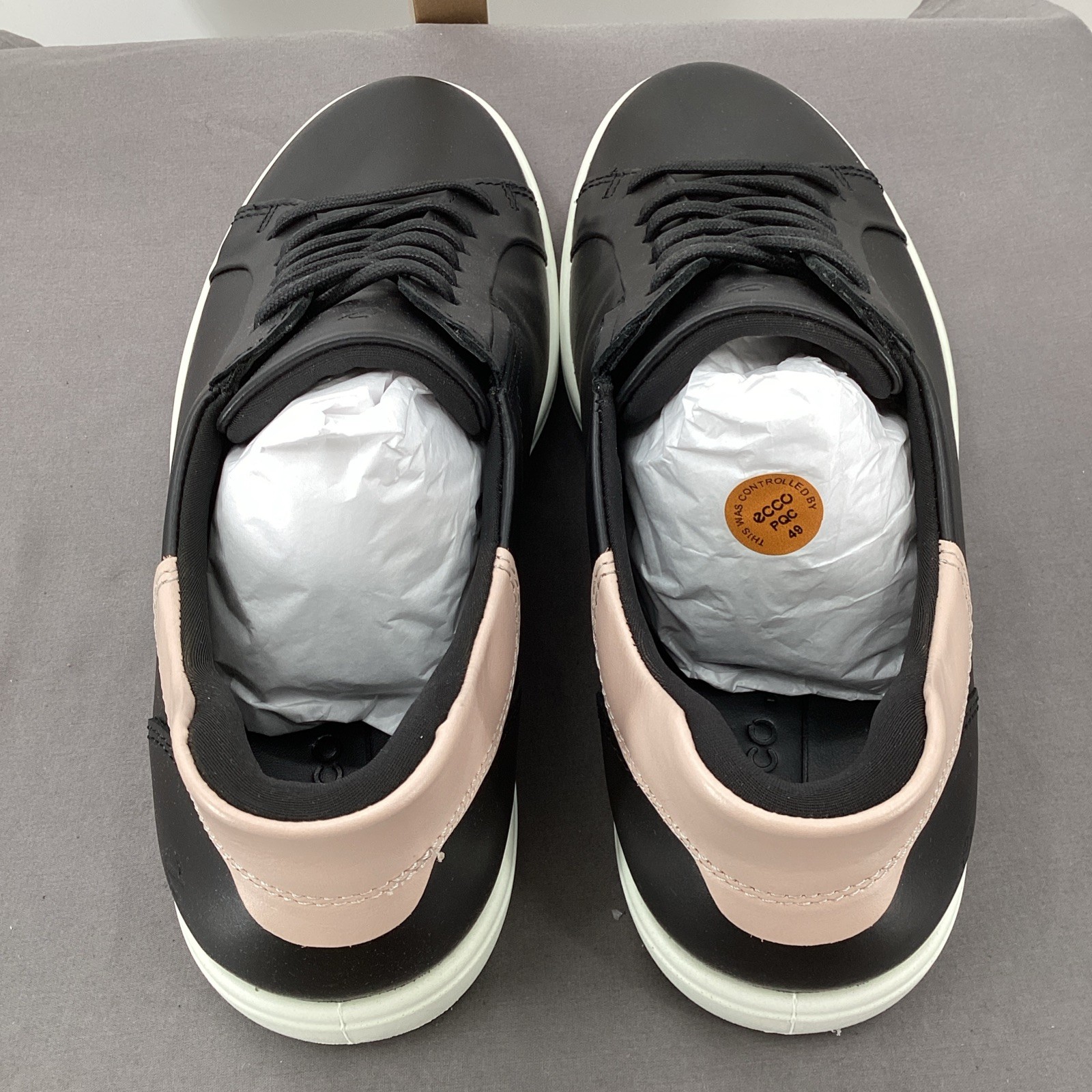 ECCO Women’s Soft 7 Sneaker in Black Leather Size 9-9.5 US 40 EU BNIB