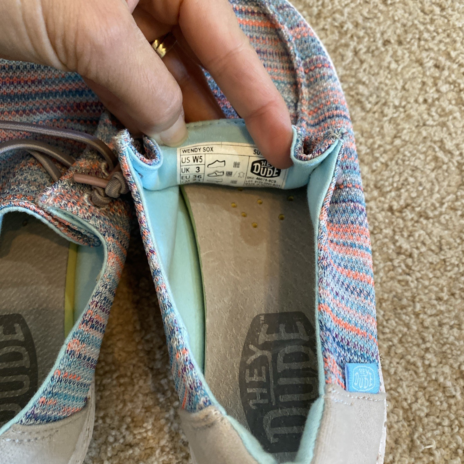 Hey Dude Wendy Sox Shoes Women’s Size 5 Sunset Pink Blue Purple Slip On Loafers