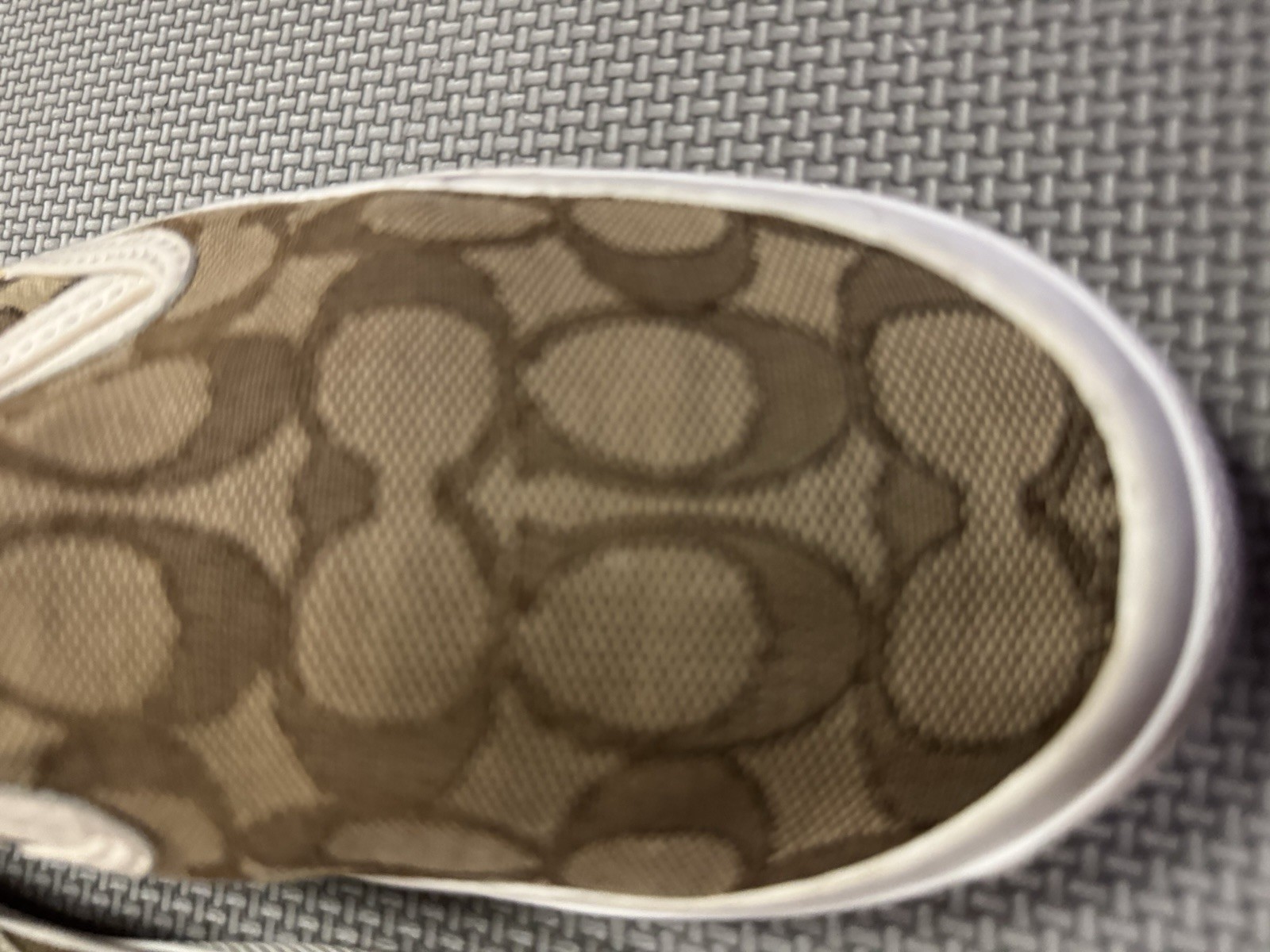 COACH Signature CHRISSY SLIP-ON SNEAKERS IN SIZE 7.5 NWOT DESIGNER