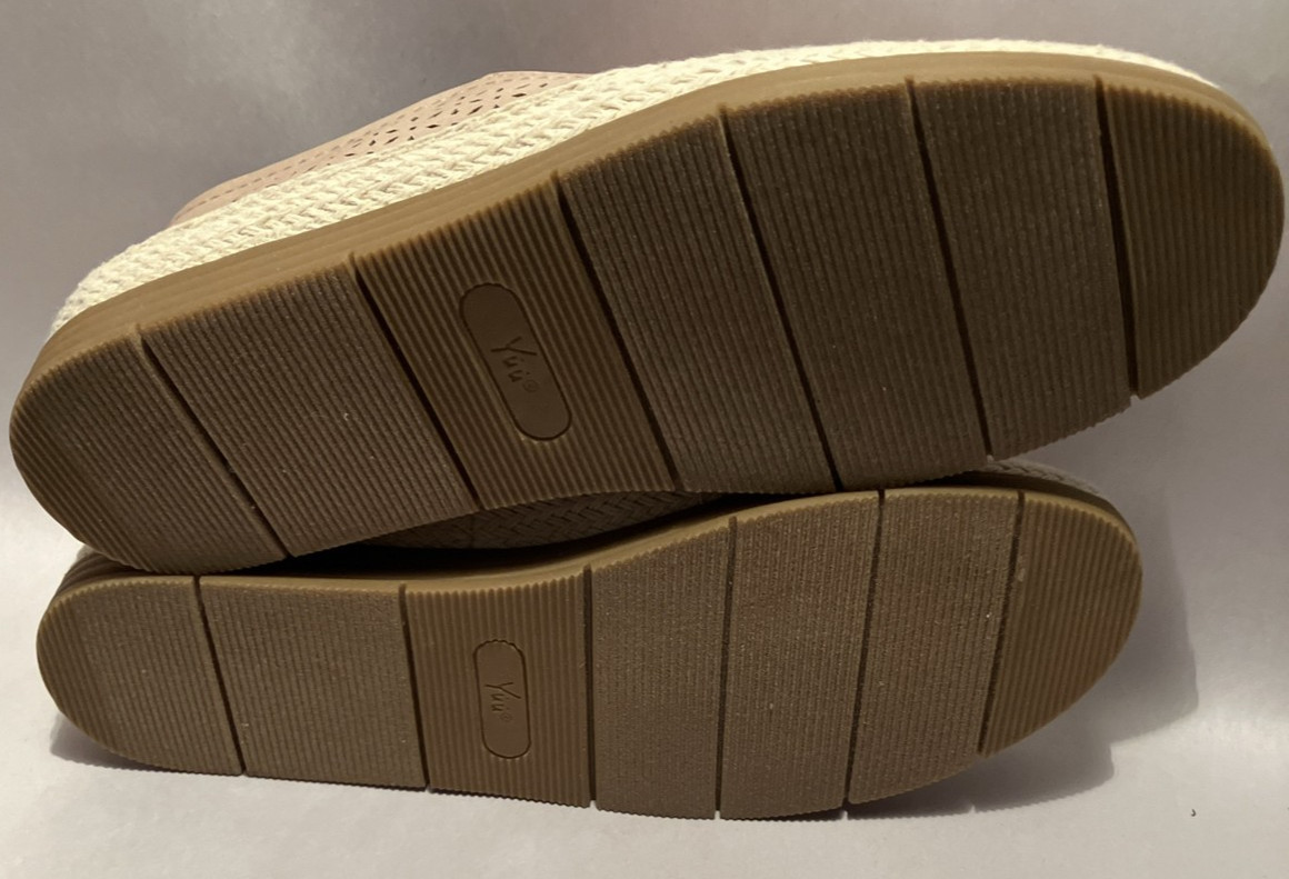 New Yuu Lacey Womens 8M Tan Ventilated Memory Foam Insole Comfort Espadrilles