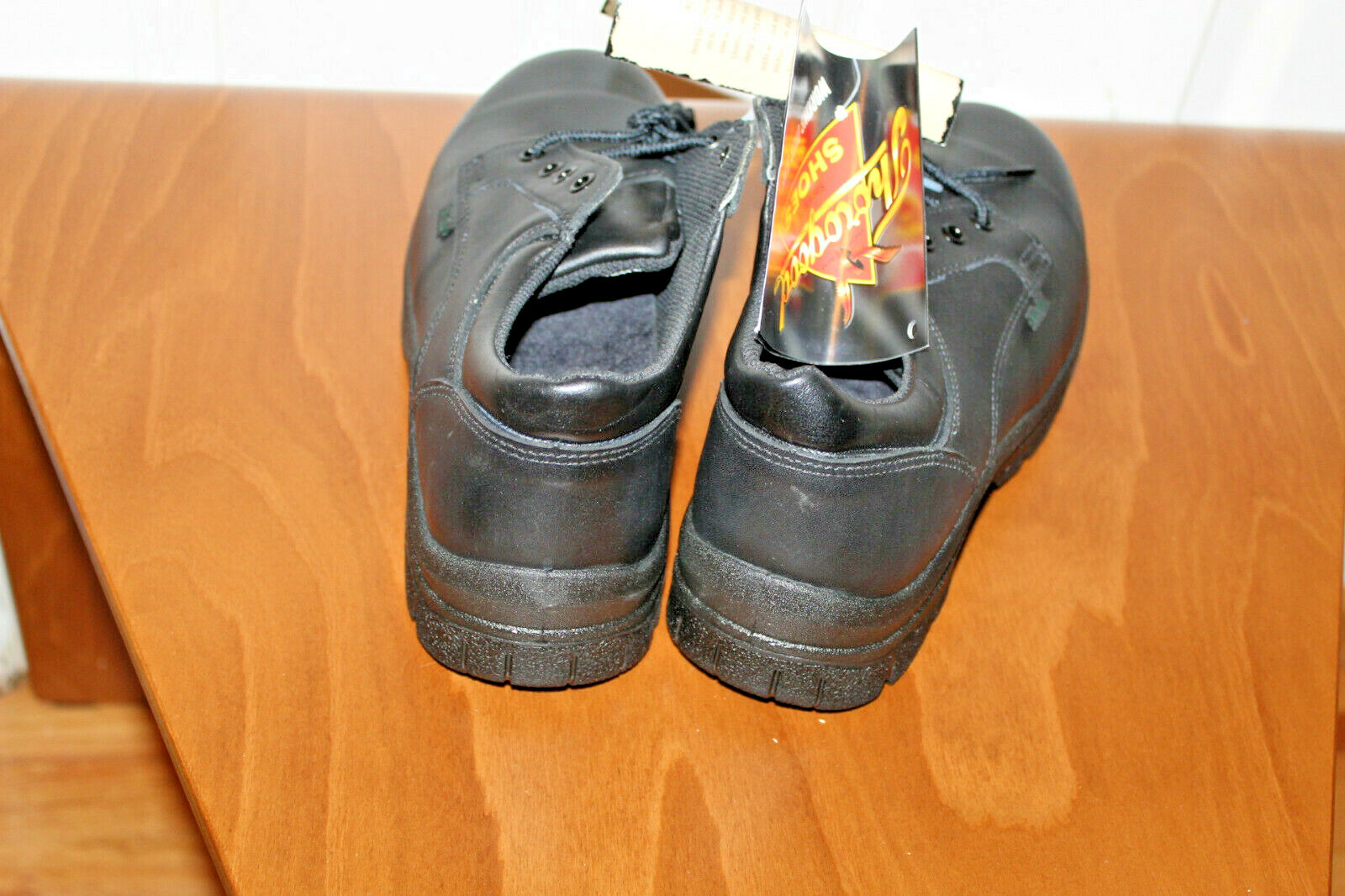 THOROGOOD BLACK LEATHER WOMEN’S SHOES SZ 8 OIL & SLIP RESISTING NWOB MADE IN USA