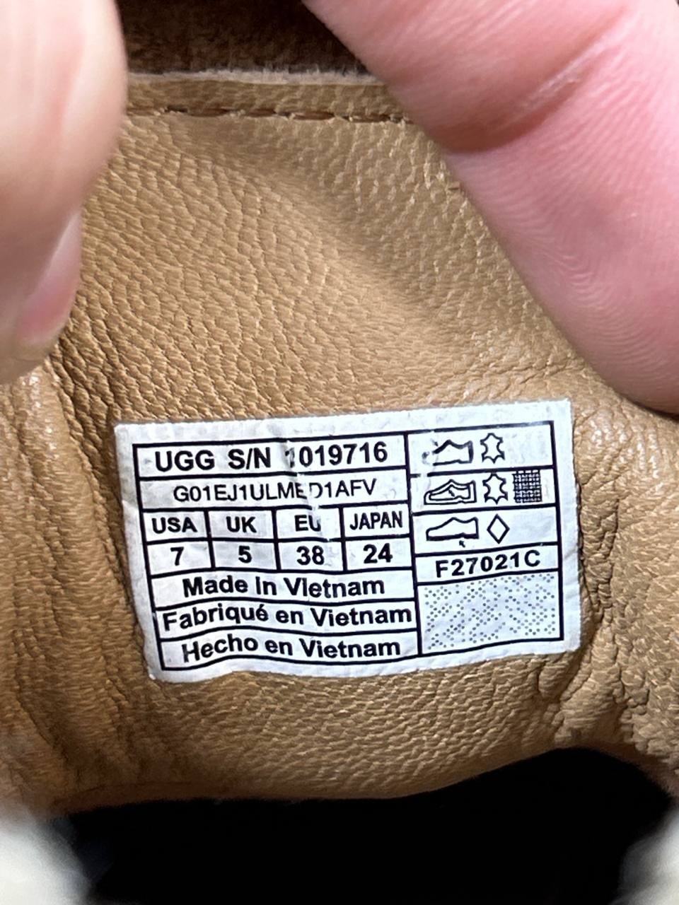 Ugg Shoes Womens Size 7 Olive Chestnut Nubuck High Top Side Zip Comfort Sneaker