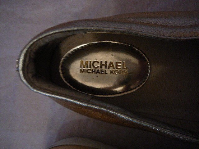Michael Kors Women’s Leather Metallic Gold Spotted Slip On Shoes Sneakers-Sz 5M