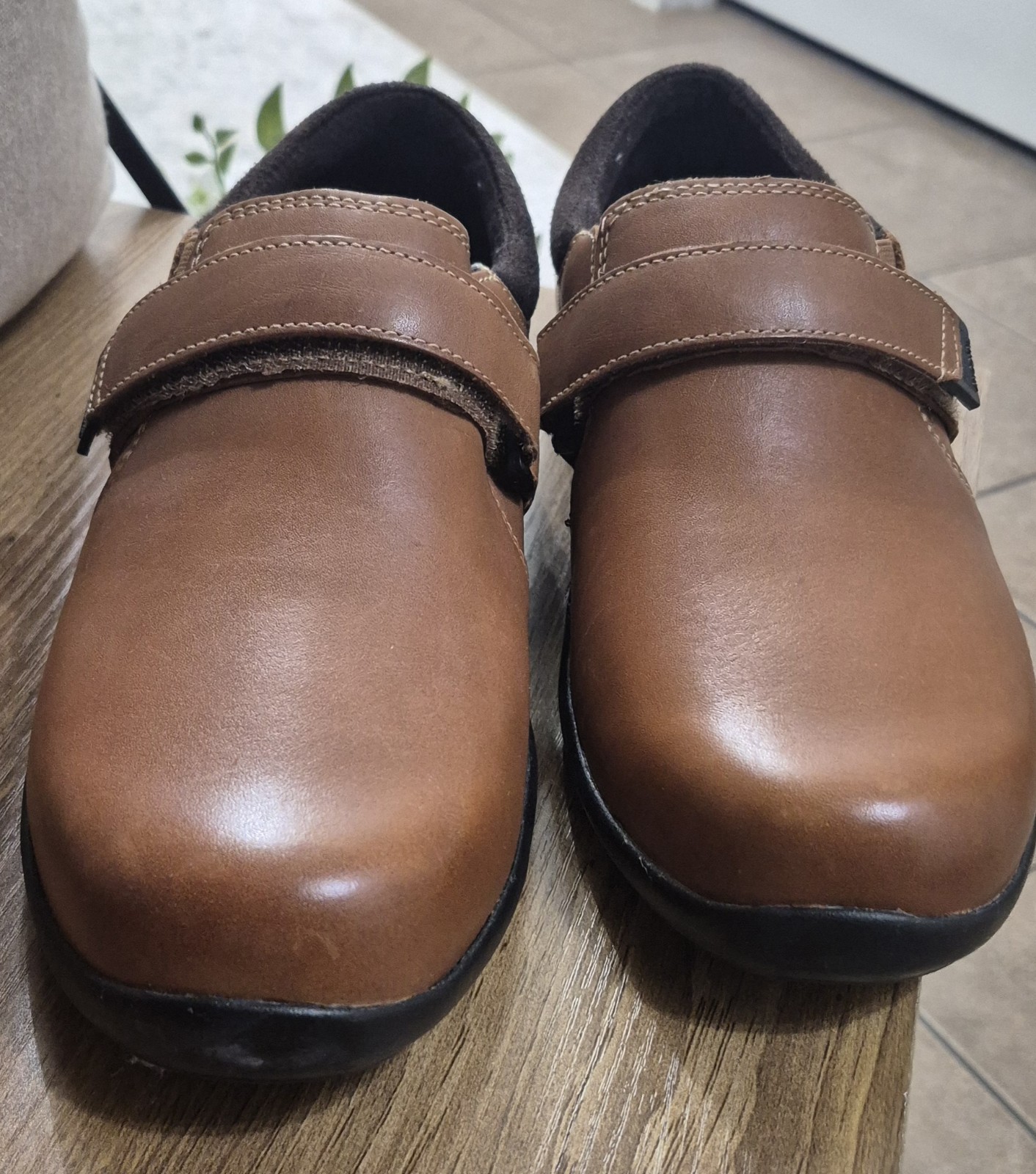 Anodyne No. 51 Women’s Casual Dress Shoes in the Cognac Color 9W