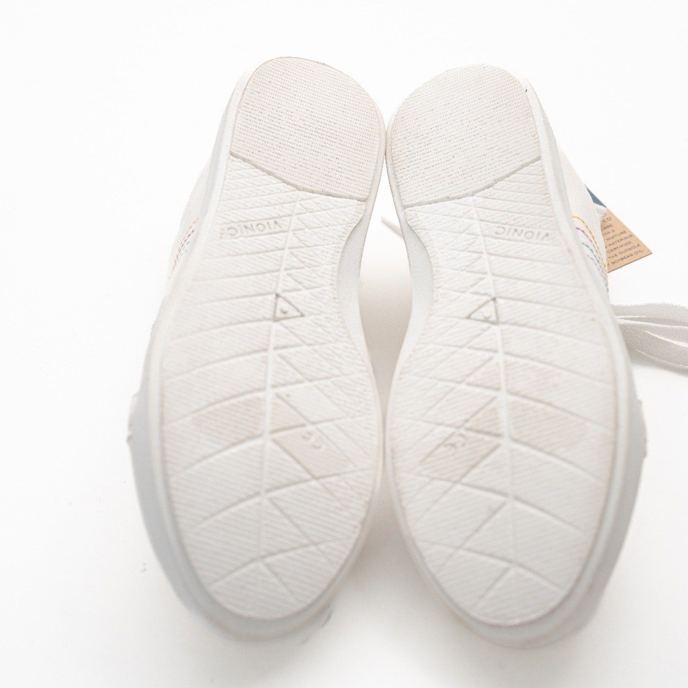 Vionic Beach Stinson White Canvas Lace Up Sneakers