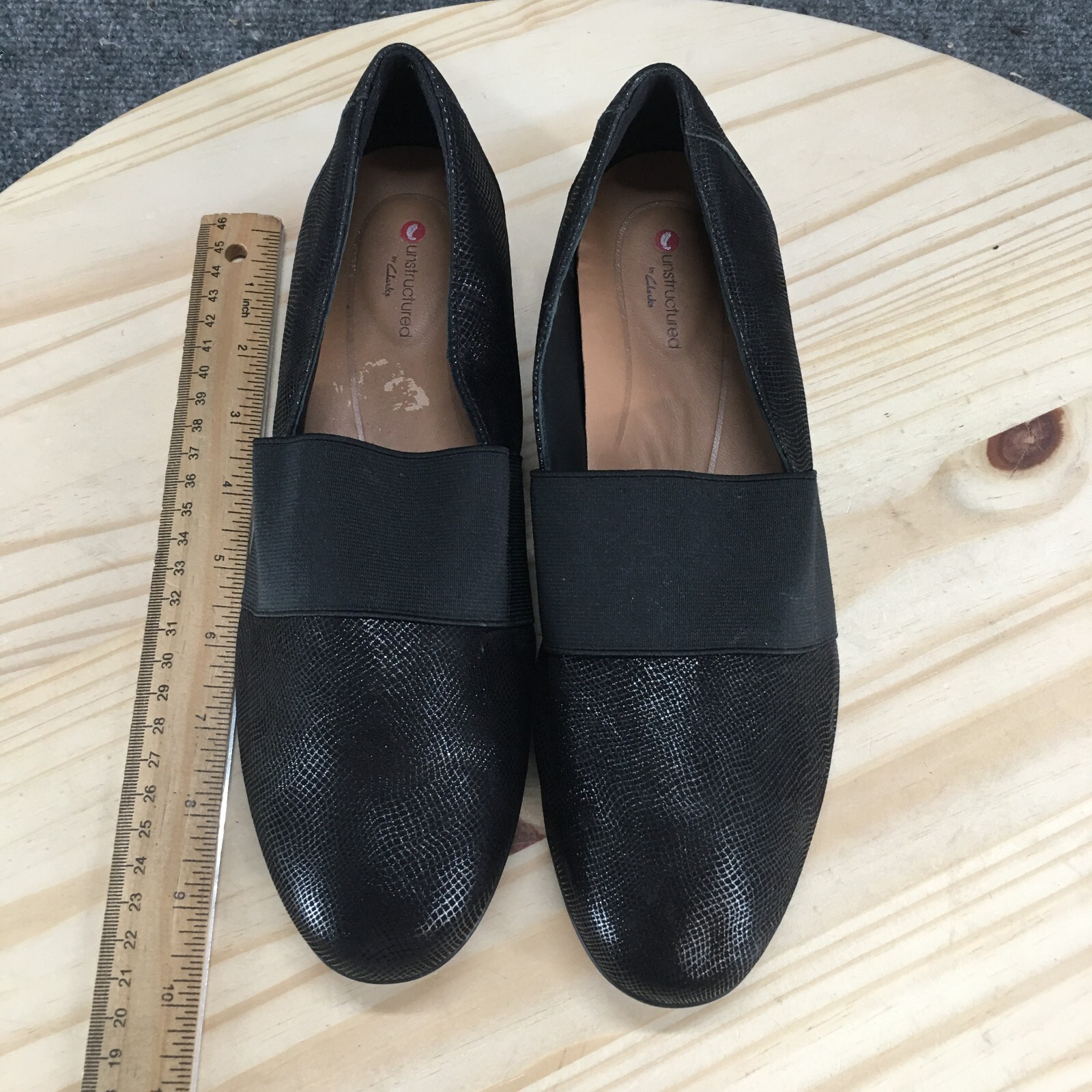 Unstructured by Clarks Shoes Womens 8.5 M Slip On Black Almond Toe Casual