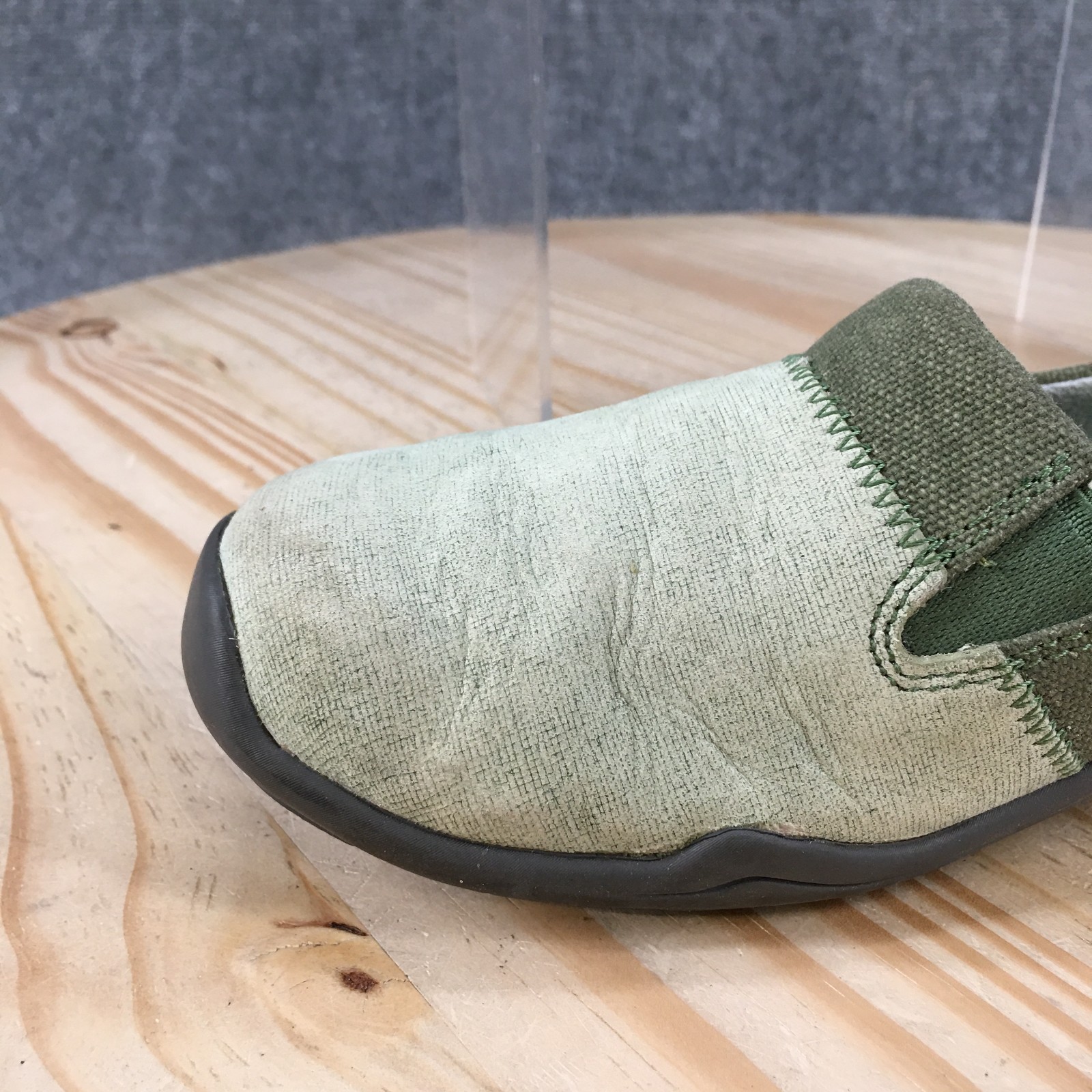 Ahnu Jackie Loafer Flats Womens 6.5 Comfort Slip On Logo Leather Sage Green