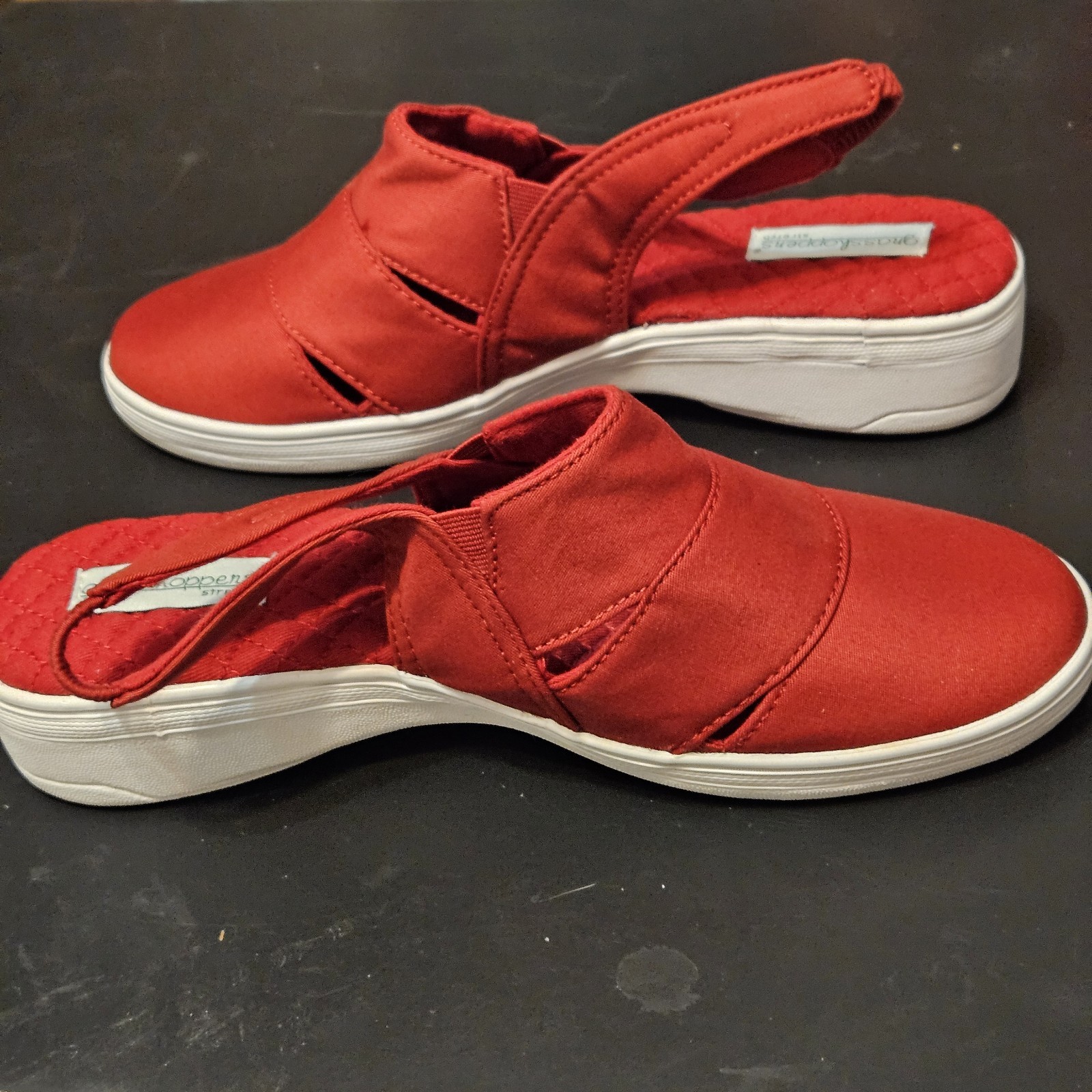 Vintage Women’s Grasshopper Calypso II Red Twill Multiple Sizes