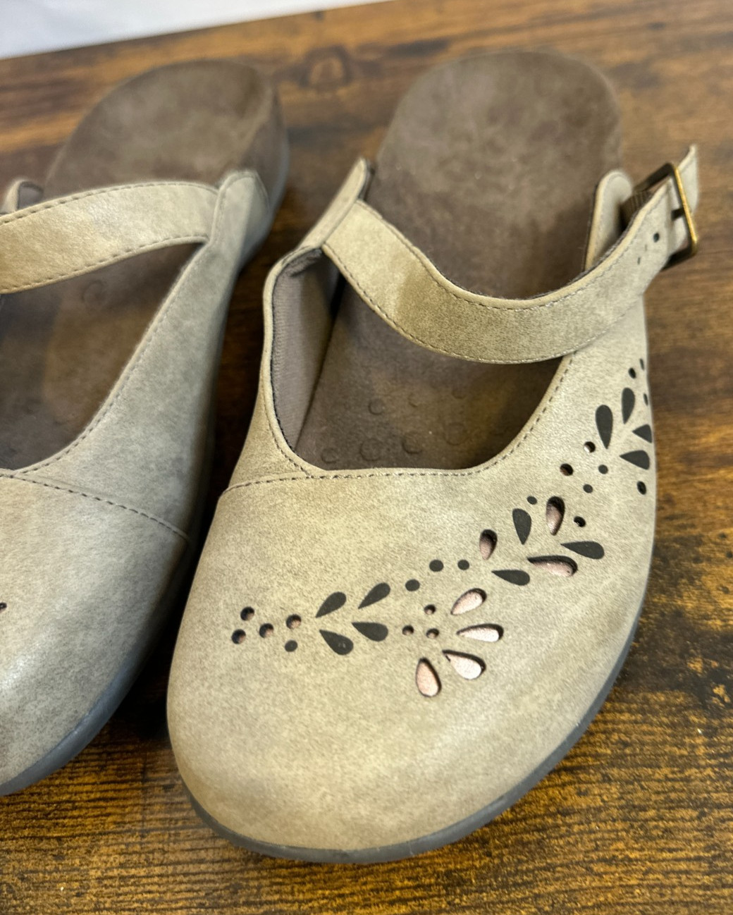 Vionic Rest Midway Mary Jane Mules Taupe Laser Cut Floral Orthotic Shoes Size 8
