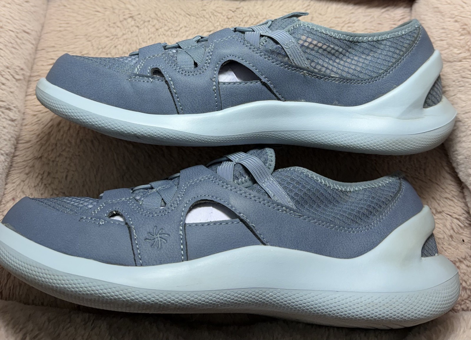 Cloudsteppers by Clarks, womens size 10 wide, blue grey, Solevana Step