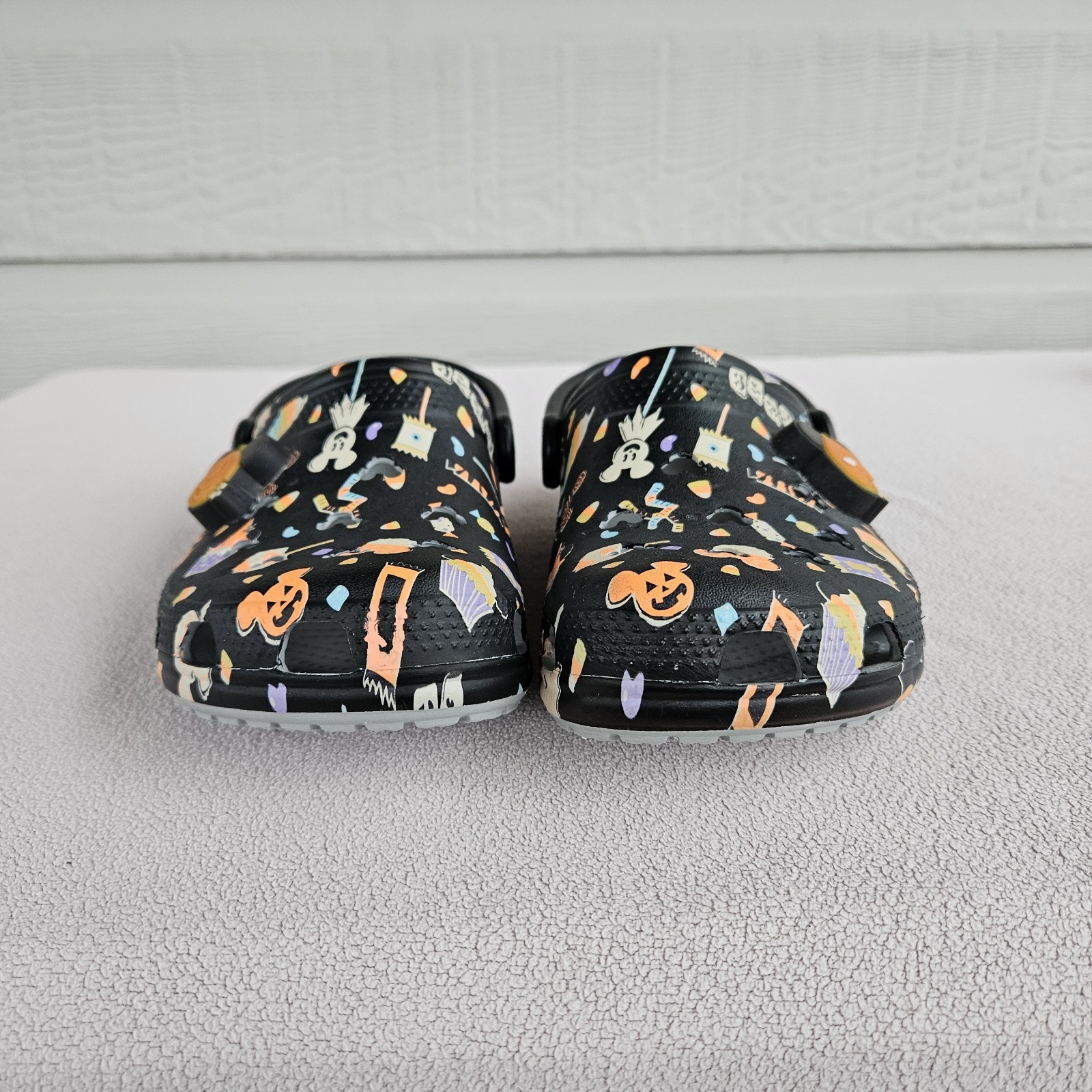 Crocs Classic Clog Disney Halloween Mickey Mouse Light-Up Slip-On Men 4 Women 6
