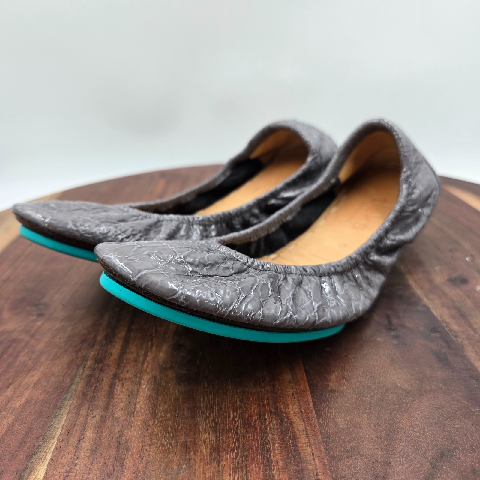 Tieks Ballet Flat Shoes Womens 6 Slate Grey Croc Patent Leather Loafers Foldable