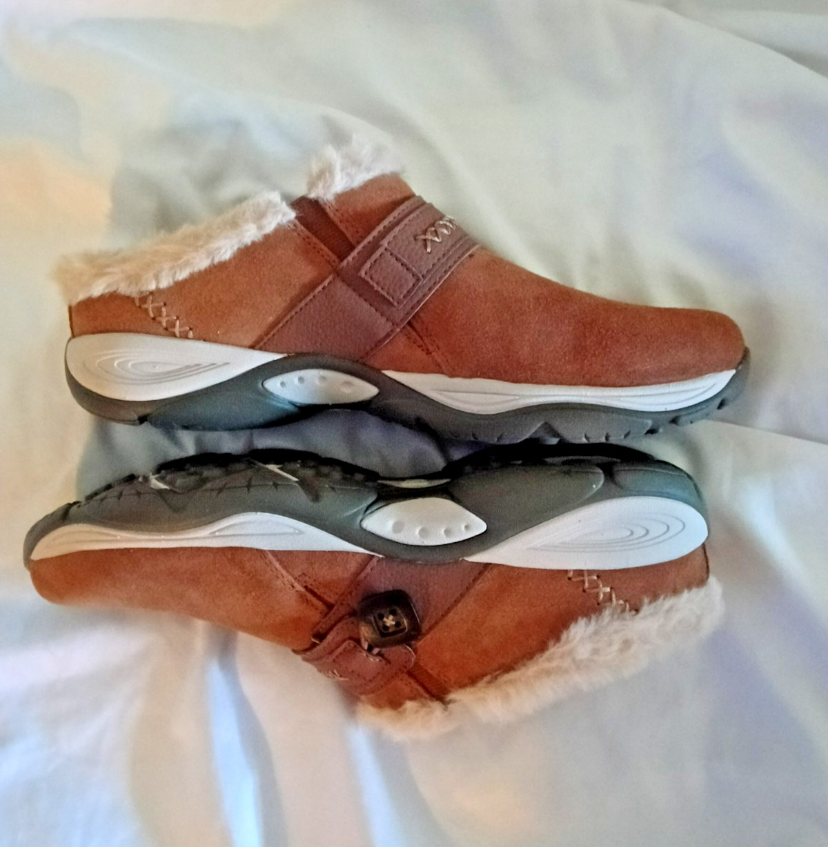 Easy Spirit Women’s Elinn Cozy Slip-On Mules (NIB) Size 8M Retails $85