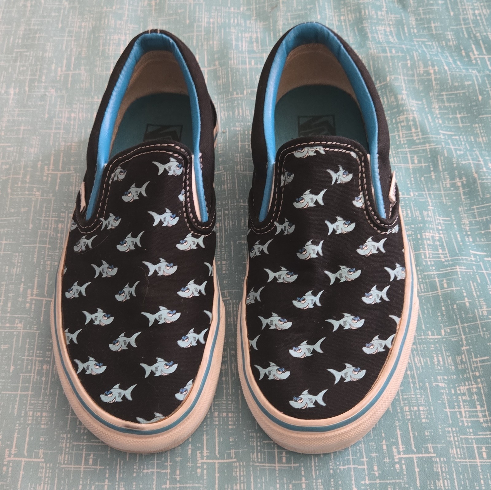 Vintage Vans Classic Slip On Women Size 7.5 Skateboarding Sneakers ‘Pool Sharks’