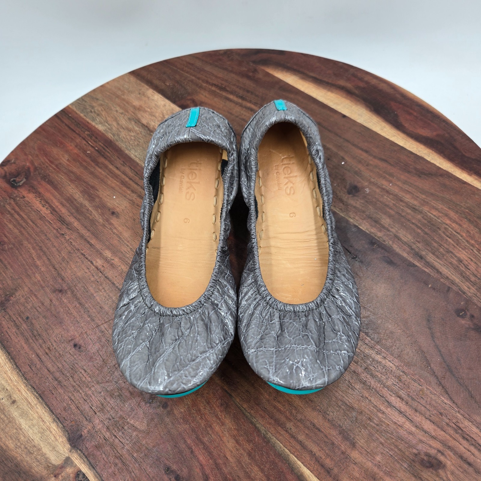 Tieks Ballet Flat Shoes Womens 6 Slate Grey Croc Patent Leather Loafers Foldable