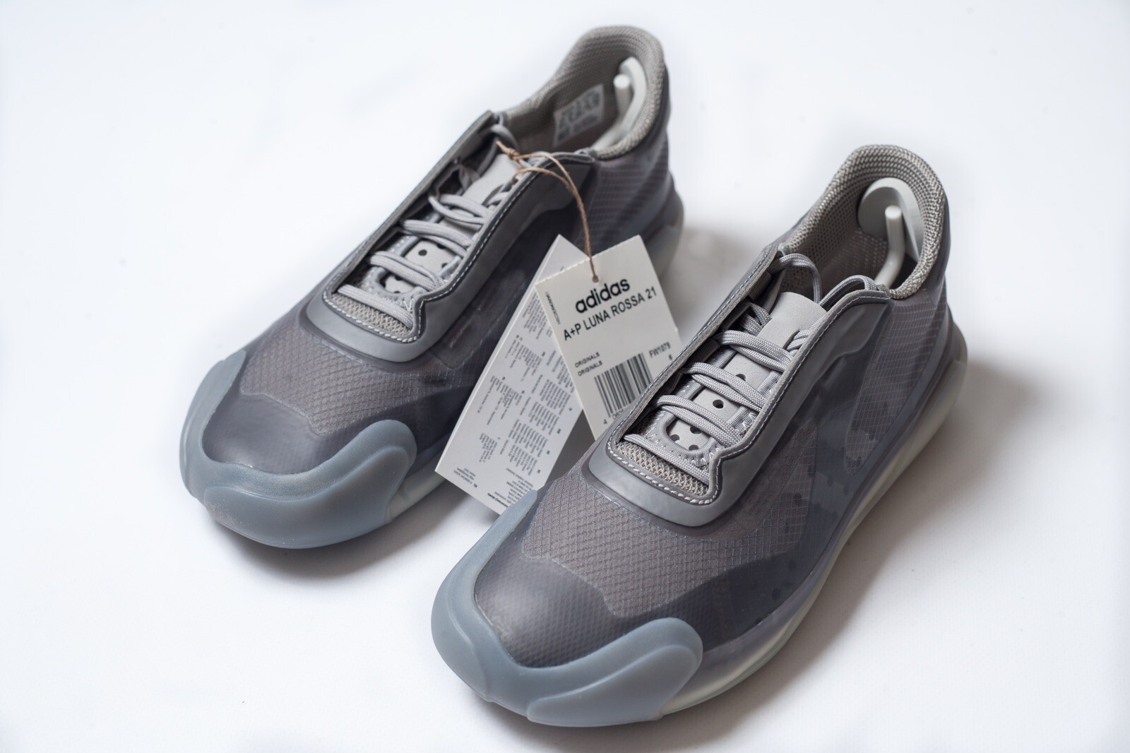 PRADA Luna Rossa Womens Gray Sneakers Size 39 1/3 F / 6 1/2 US