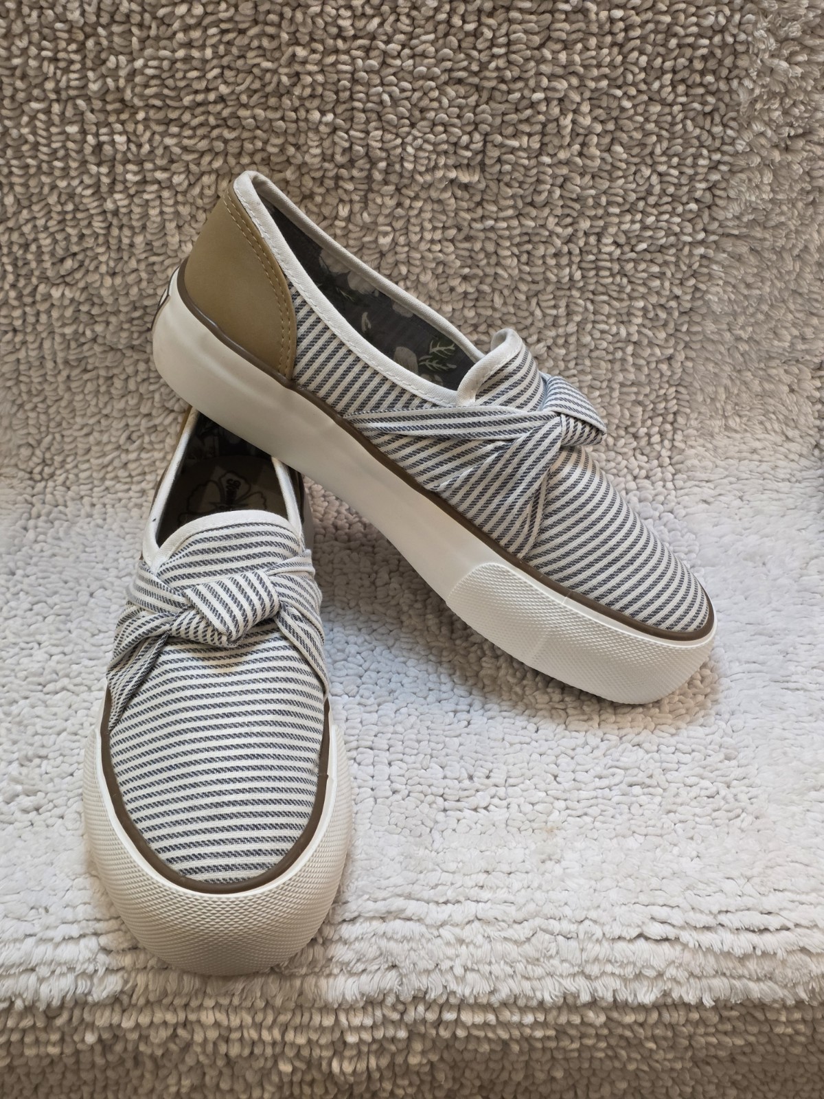 Tommy Bahama Blue White Striped Platform Slip On Womans 8.5 Shoes Casual