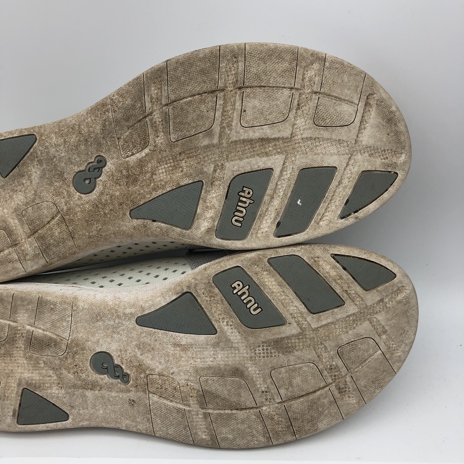 Ahnu Mesh Mary Jane 6.5 leather shoes