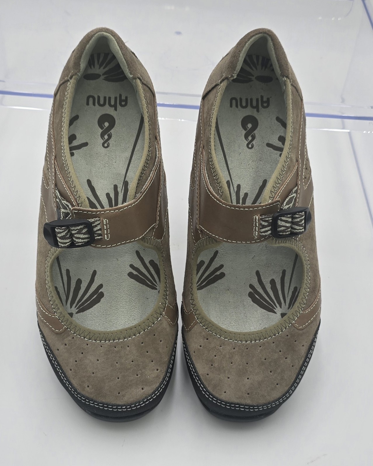 AHNU Benicia Mary Jane Outdoor Brown/Tan Flats Light Hiking Women’s Size 6.5