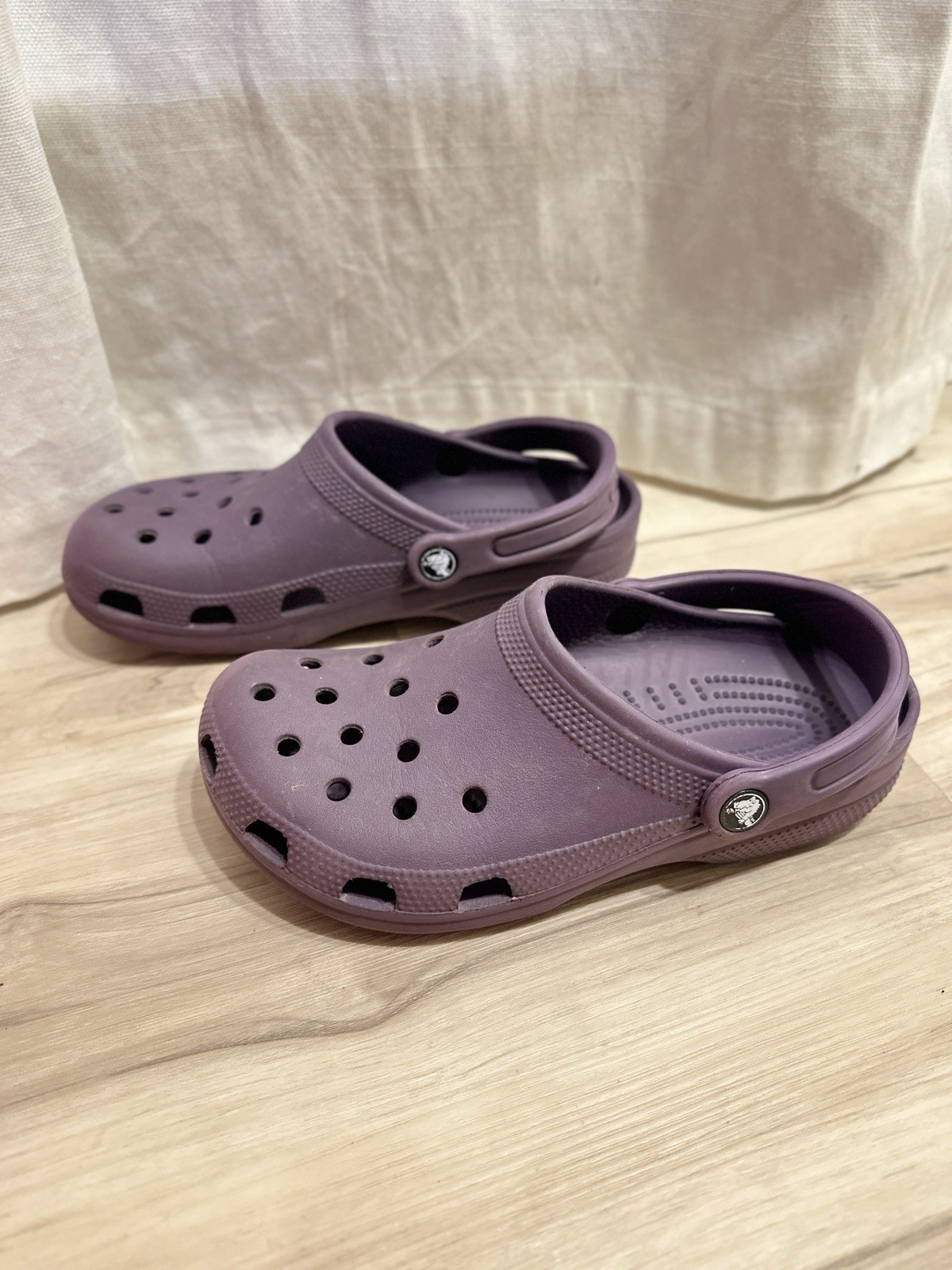 Crocs Classic Clog Purple US Women’s 7, Men’s 5 Slip On Shoe