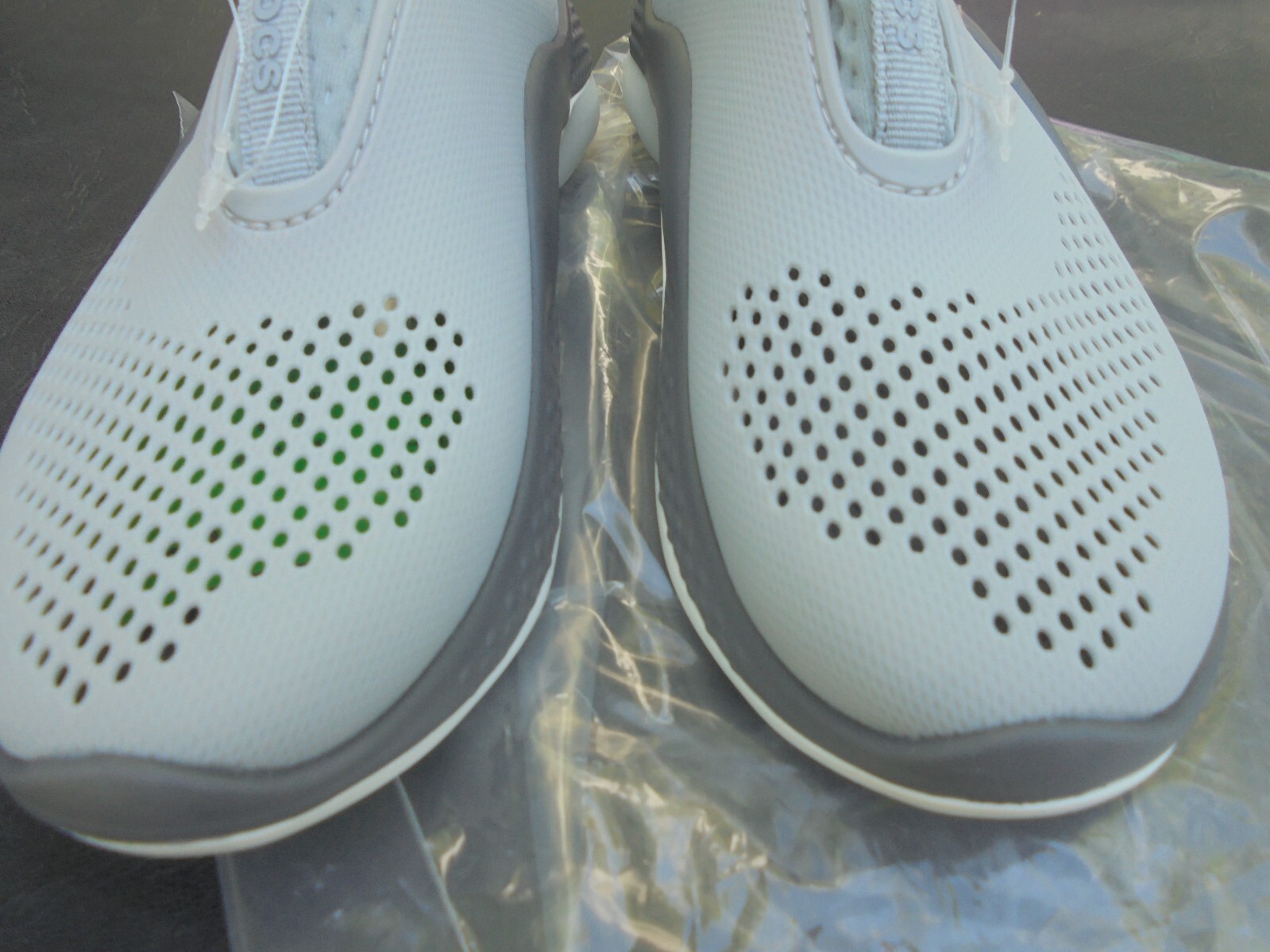 New Crocs Literide 360 Pacer Slip-on Women’s J2 Junior 2 Light Grey/Slate Grey