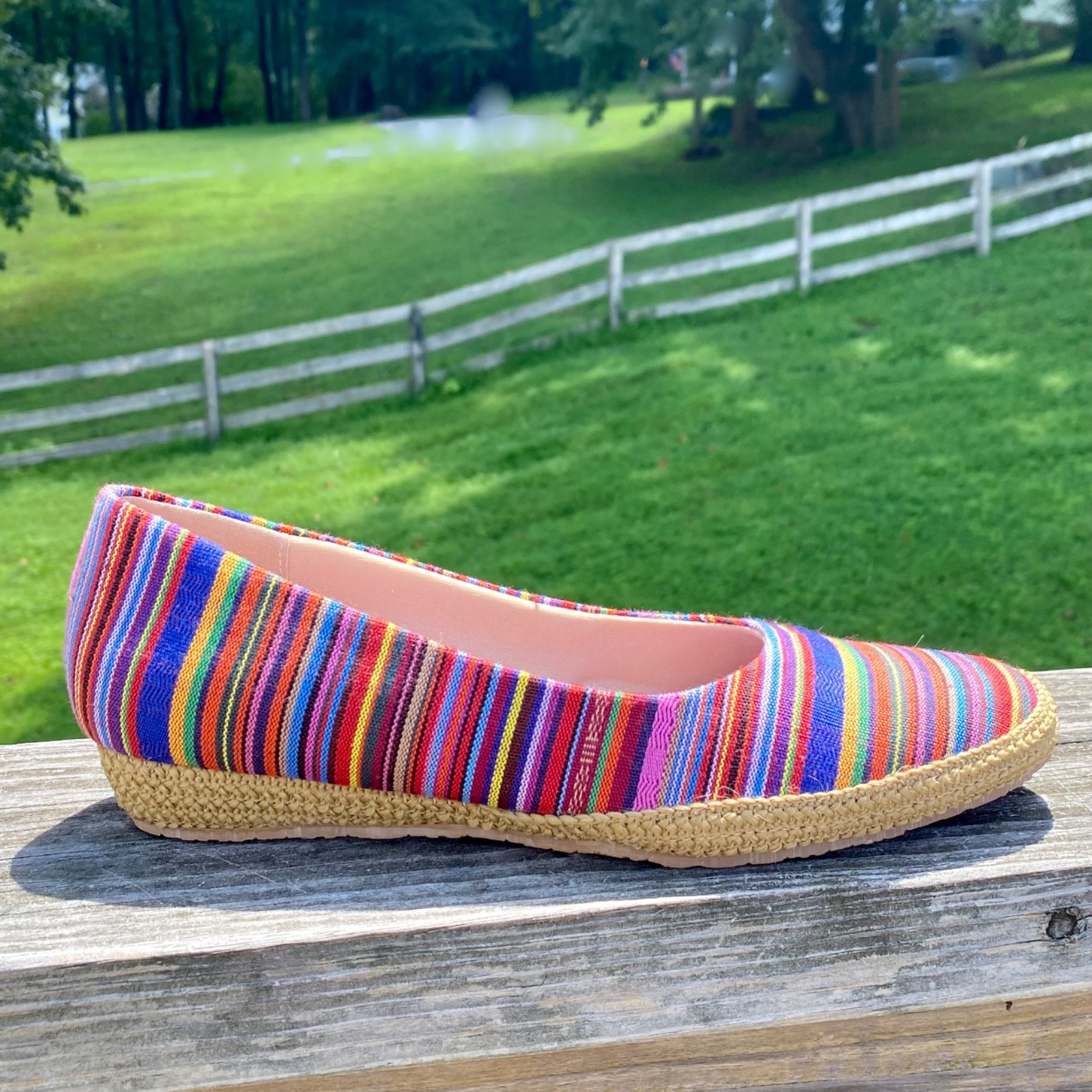 Beacon Shoes Womens 9.5 N Wedge Espadrilles Phoenix Striped Canvas Almond Toe