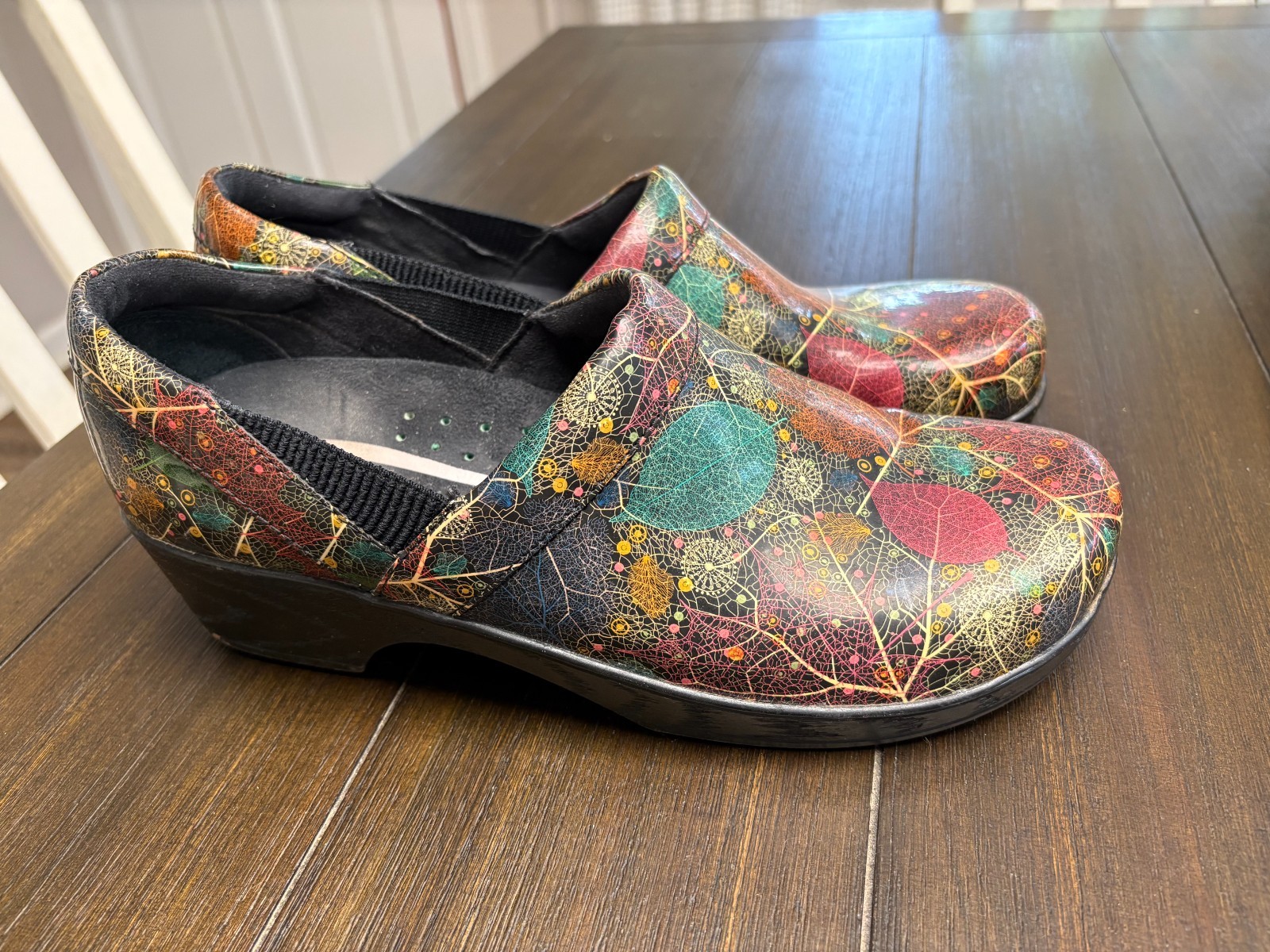 Ladies Shoes Dansko Size 11, Multiple Styles