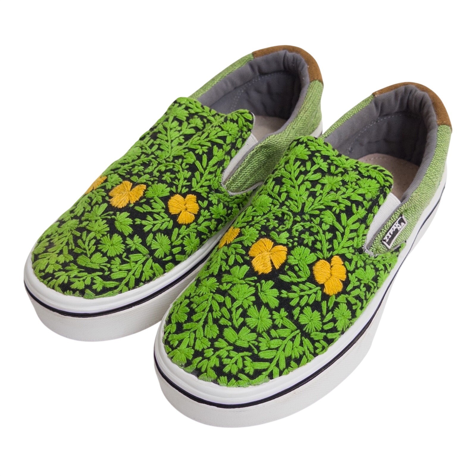 Zipak-Na Mexico Handmade Embroidered Women’s Slip On Shoes Green Floral Size 7