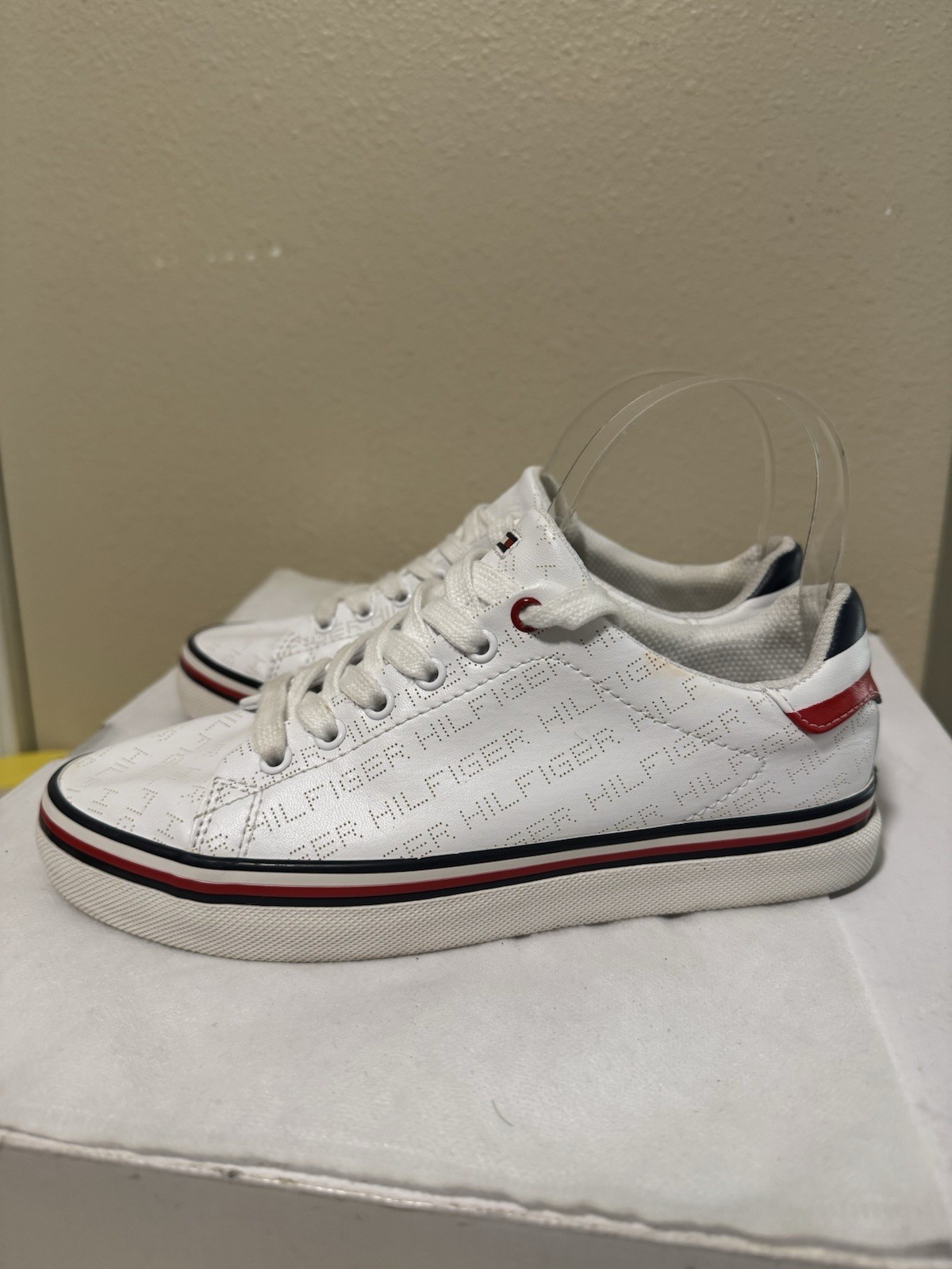 Tommy Hilfiger TWFalcor Women’s White Logo Lace-Up Sneakers Red/Blue Accent US 6