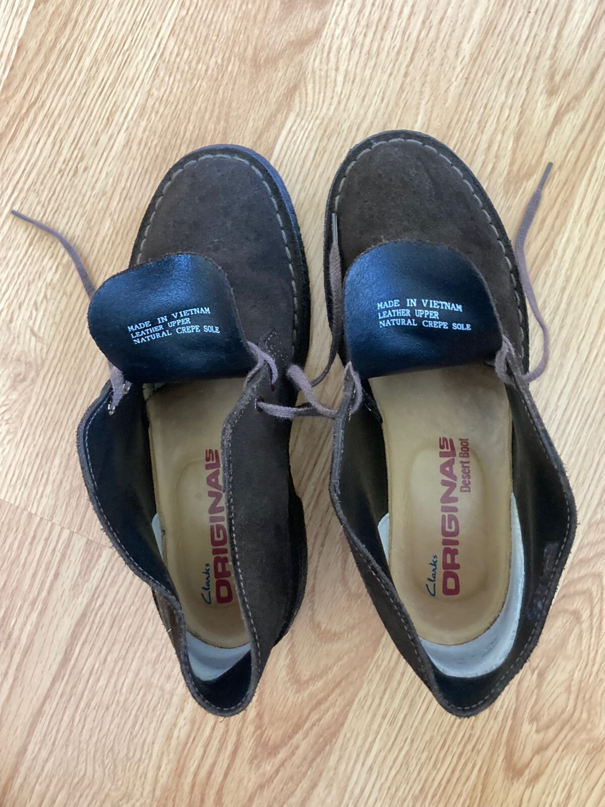 Clarks originals women’s desert boots brown suede, 8.5