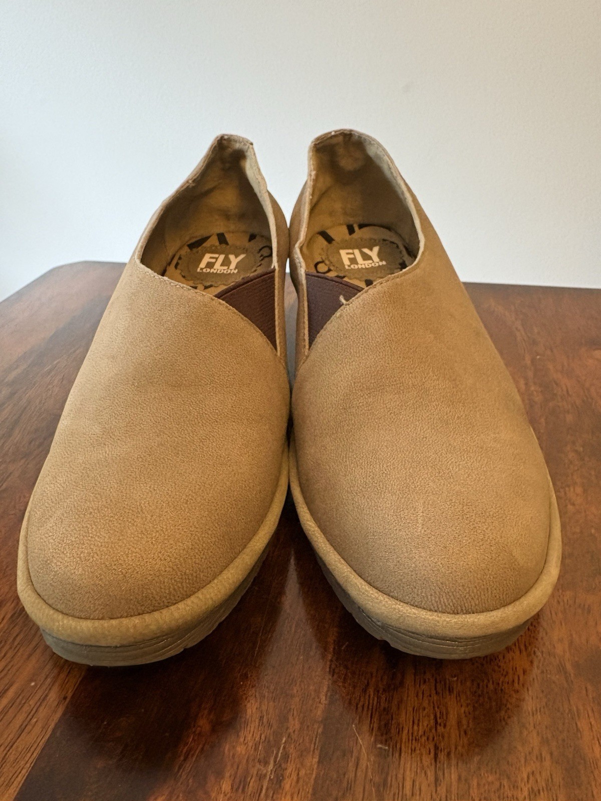 Women’s Fly London Per Oiled Suede Shoes 37 EUC Slip On Size 6.5-7